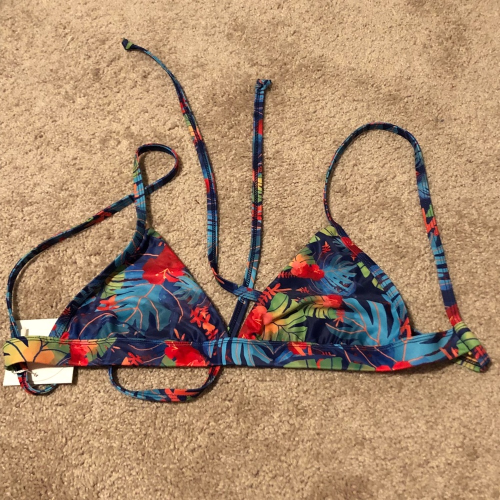 Kulani Kinis TRIANGLE BIKINI TOP